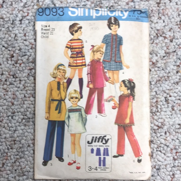 Vintage kids sewing patterns - size 4 - Picture 2 of 9